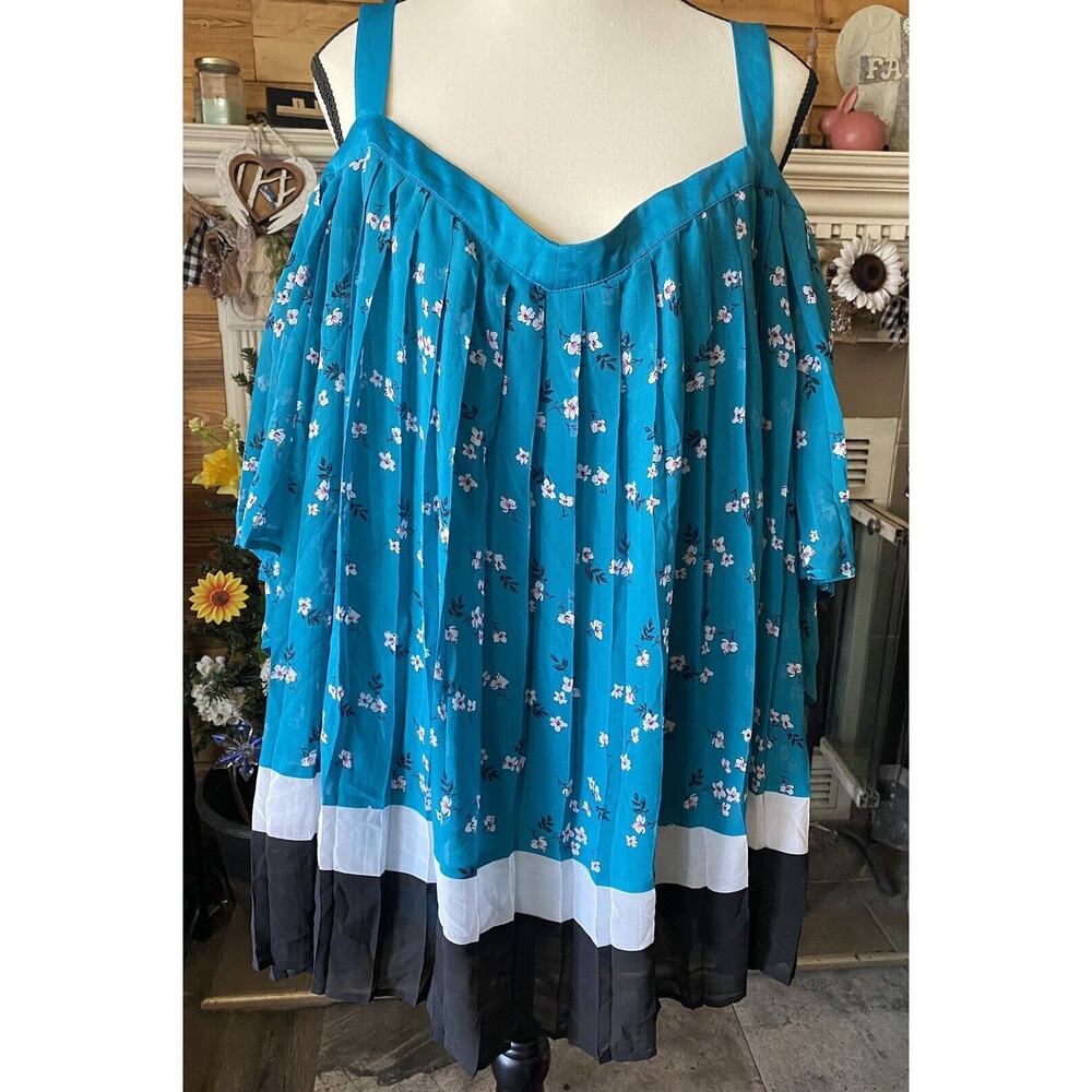 NWOT Lane Bryant Green Floral Lined Perm Pleat Shldr Strap shoulder sleeve Sz 28